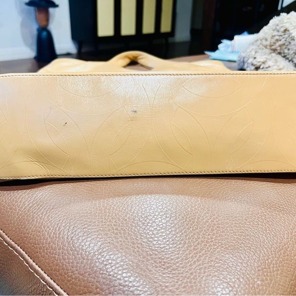 Channel Bag - Picture 2 of 10